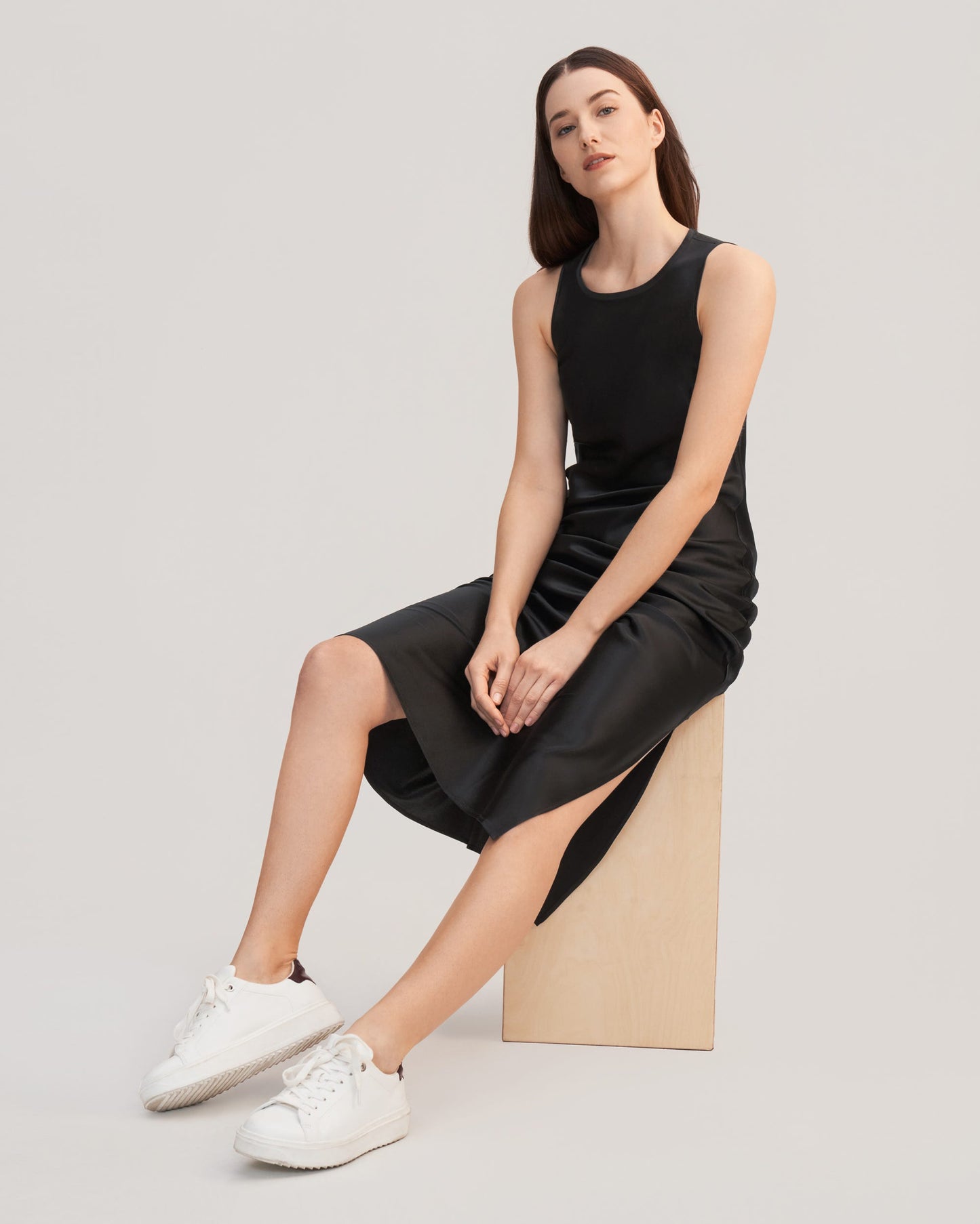 Slouchy Chic Bias Seide Maxikleid
