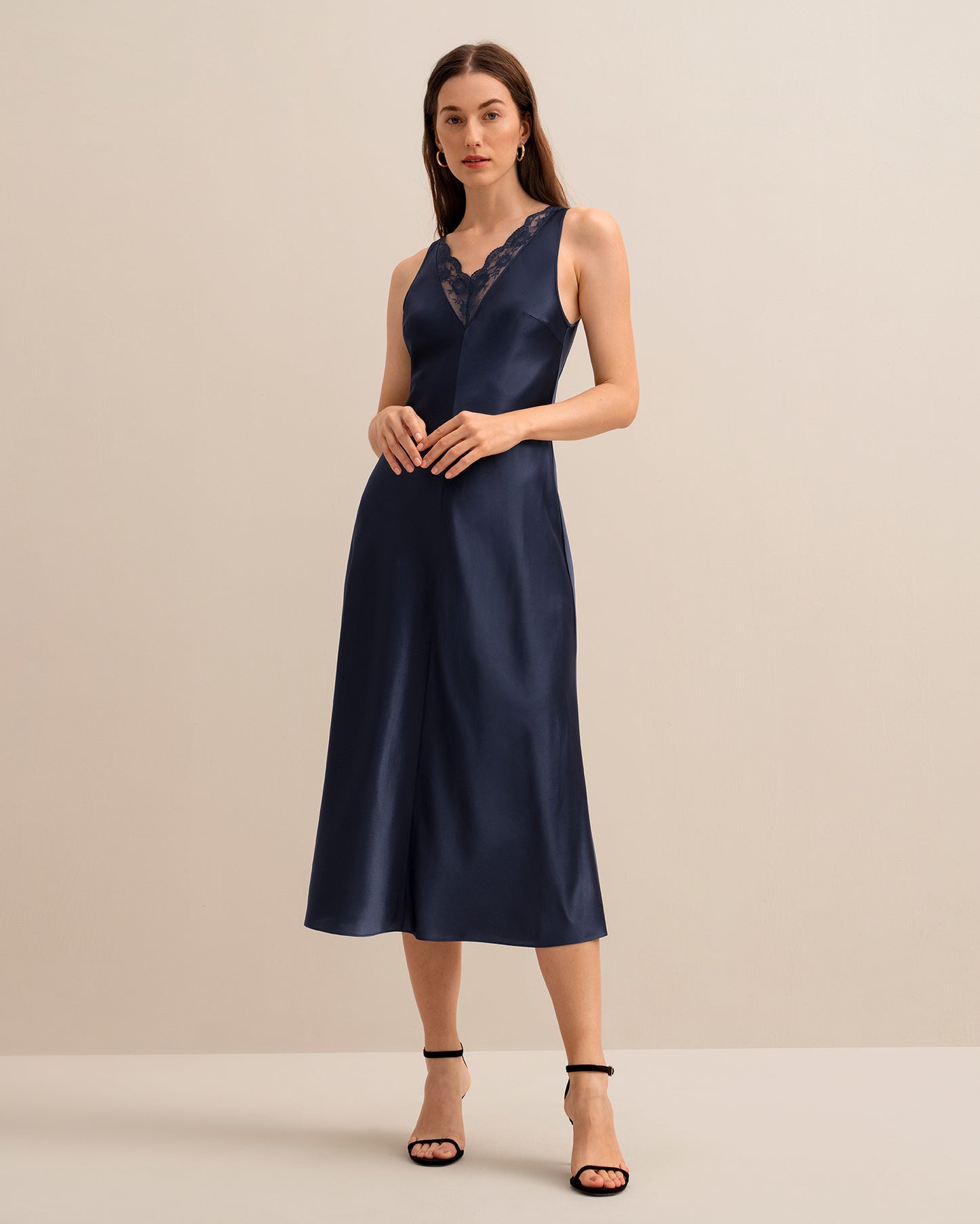 Armeria Spitzenkleid